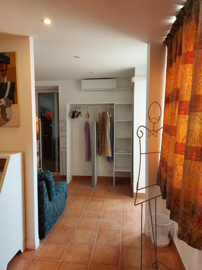 Il Mecenate Suite D'Autore ปาแลร์โม ภายนอก รูปภาพ