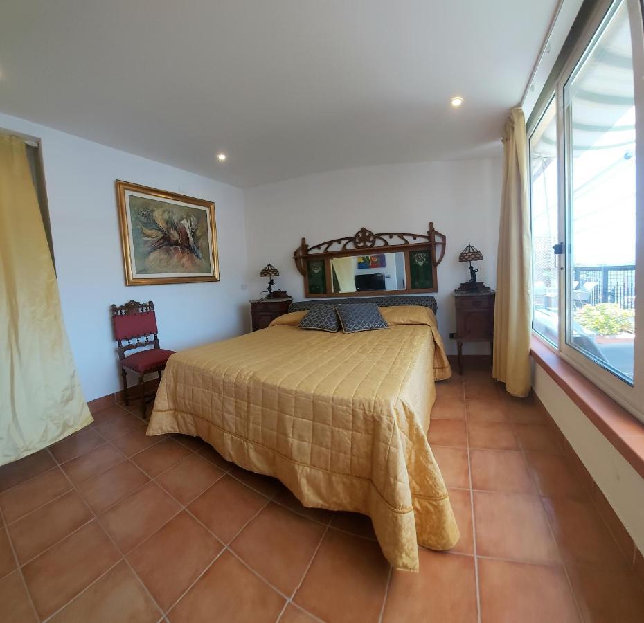 Il Mecenate Suite D'Autore ปาแลร์โม ภายนอก รูปภาพ