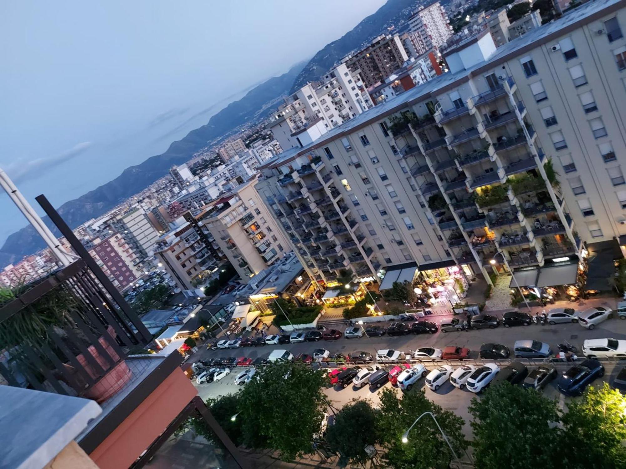 Il Mecenate Suite D'Autore ปาแลร์โม ภายนอก รูปภาพ