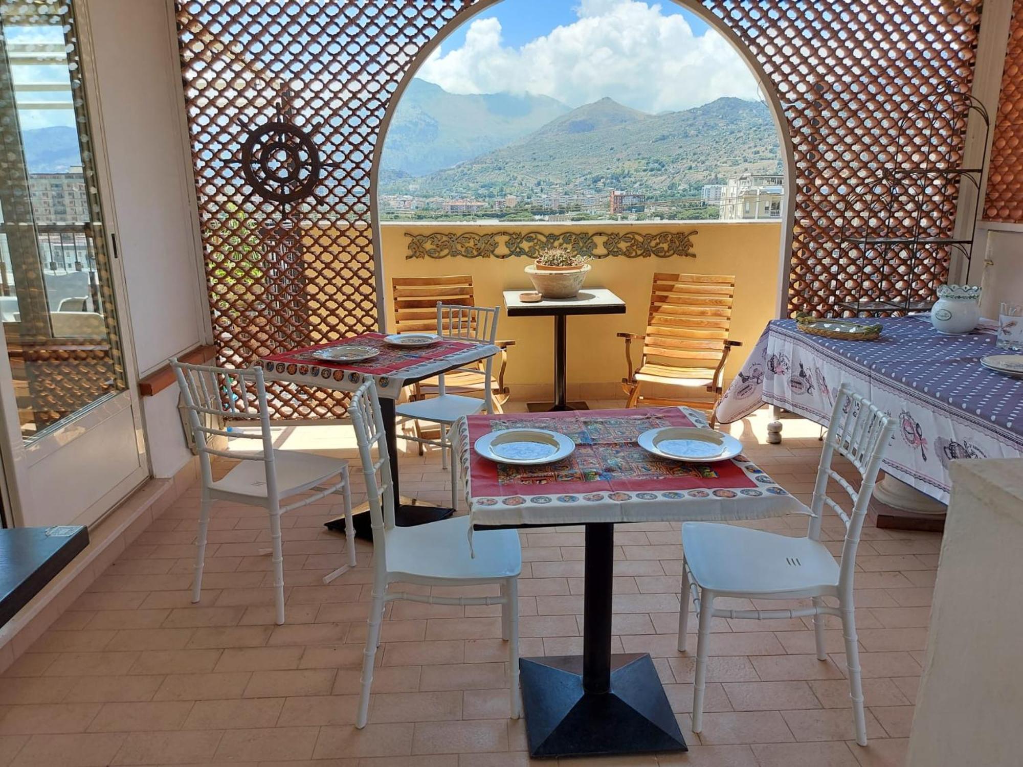 Il Mecenate Suite D'Autore ปาแลร์โม ภายนอก รูปภาพ